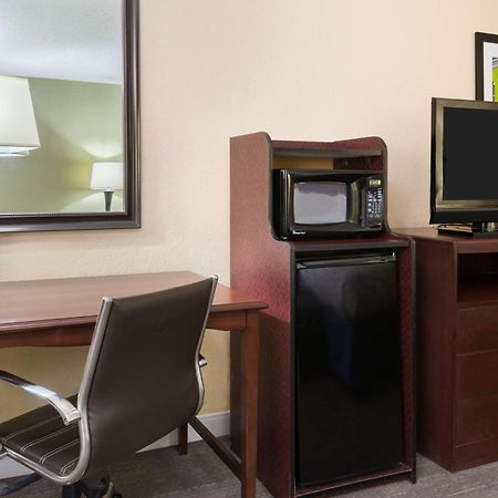 Hampton Inn Raleigh Cary Dış mekan fotoğraf